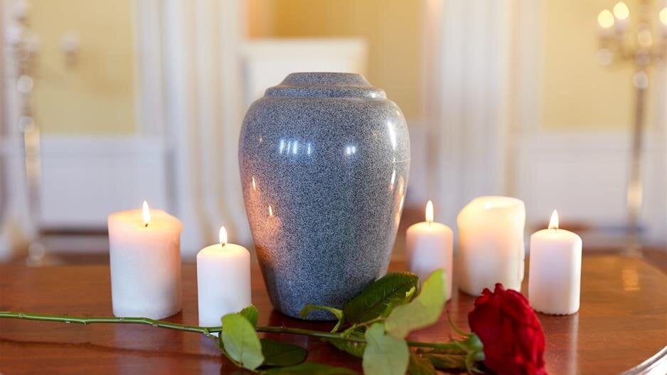 Short funeral home delmar de