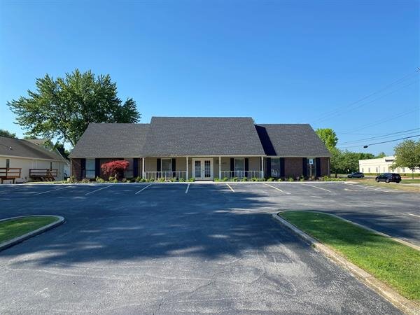 Nelson-Berna Funeral Home & Crematory of Rogers, Arkansas