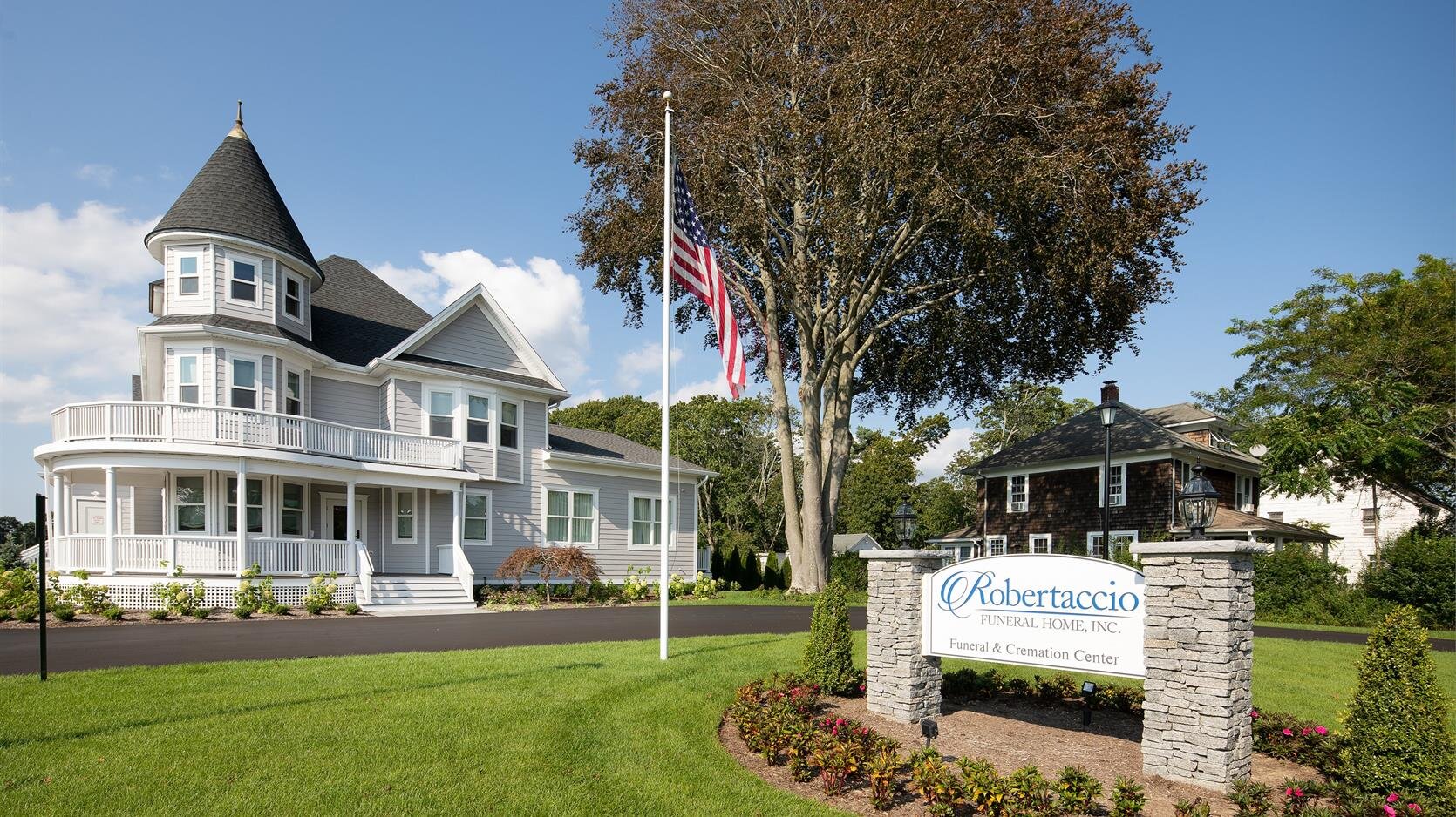 Robertaccio Funeral Home - Patchogue, NY