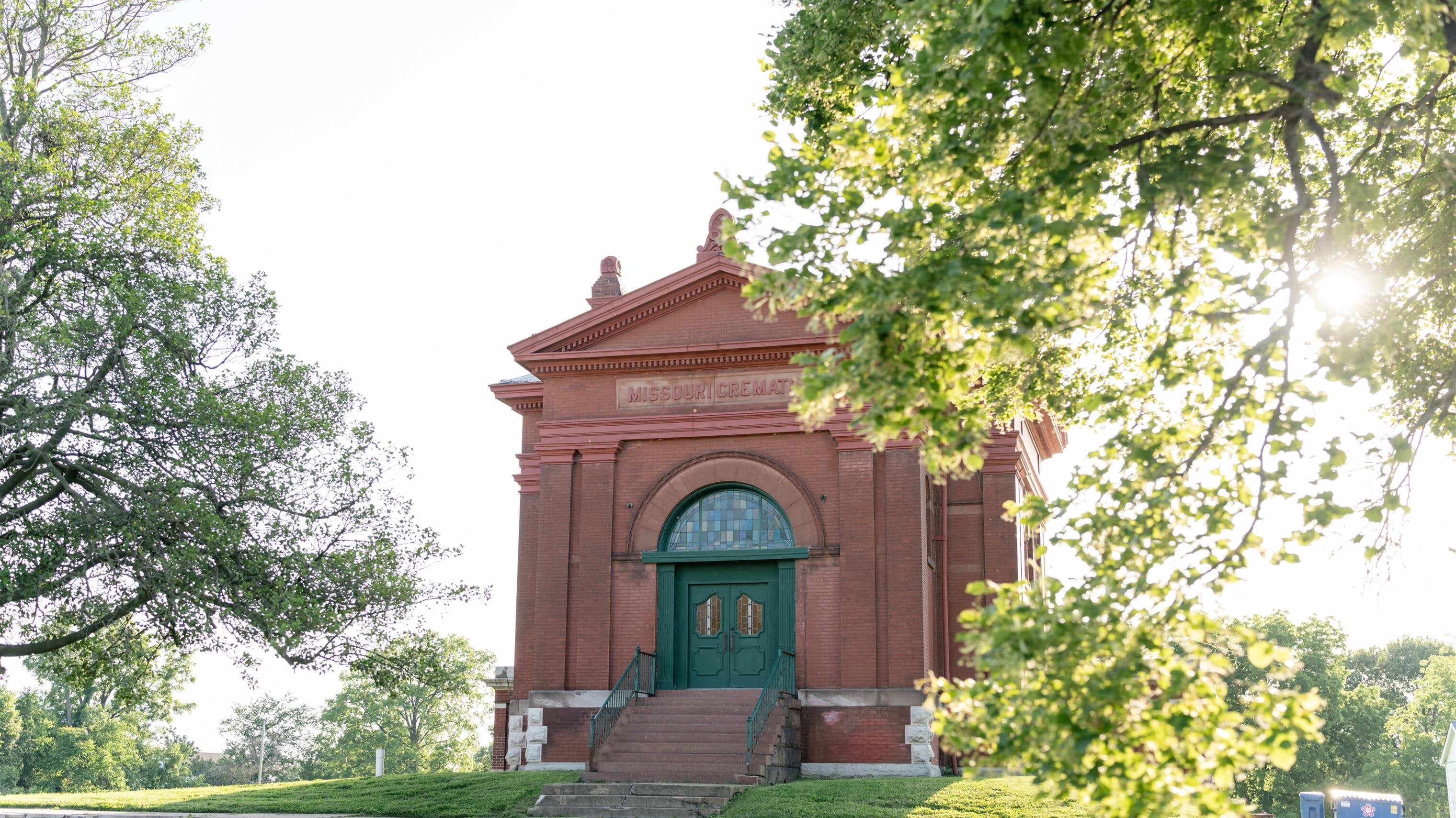 Aquamation & Funeral Services St. Louis | Hughes Funeral