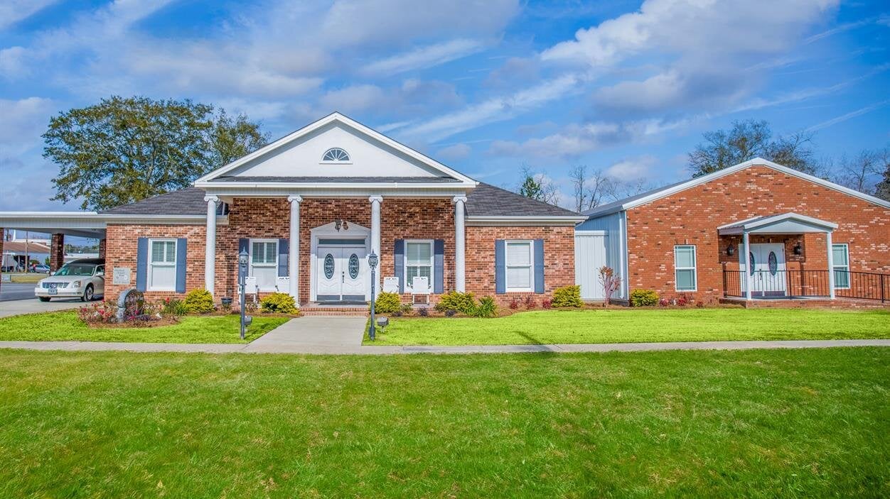 Nobles Funeral Home & Crematory location photo #1
