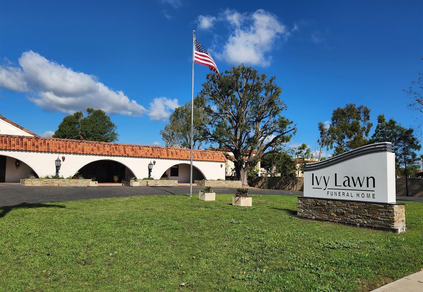 Ivy Lawn Funeral Home overview