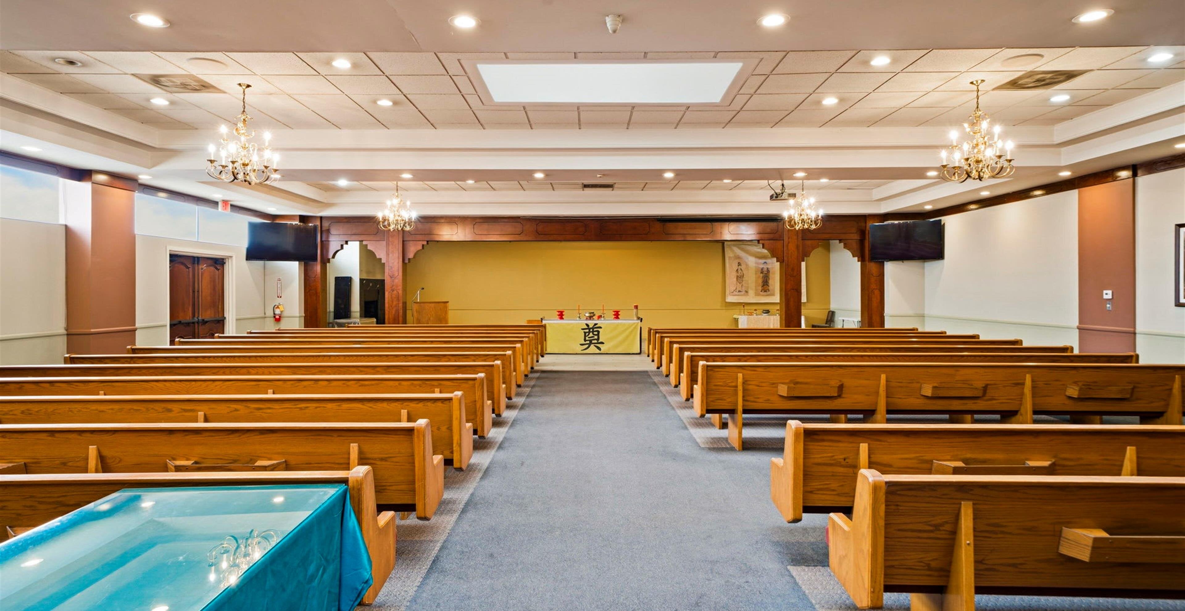 Universal Chung Wah and Universal Funeral Chapel