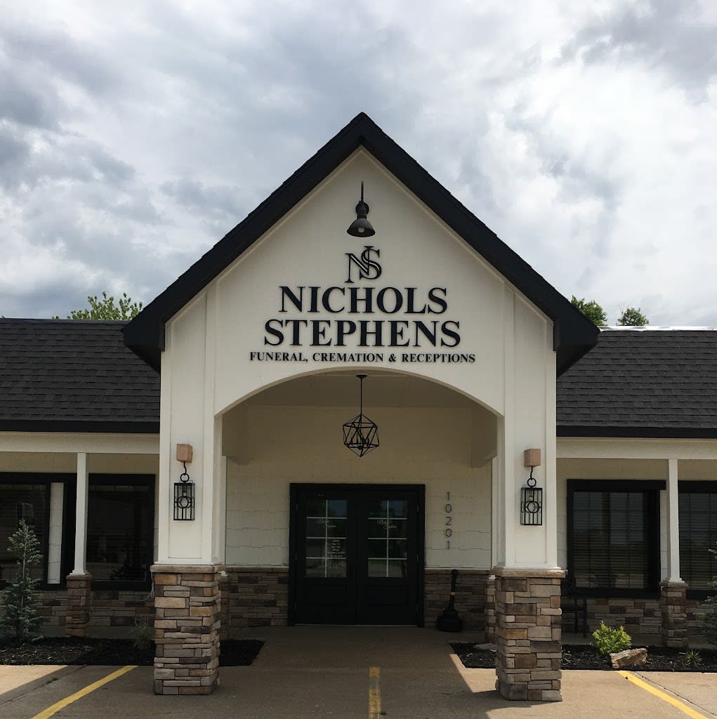 Tour our Facilities | Nichols-Stephens Funeral & Cremation