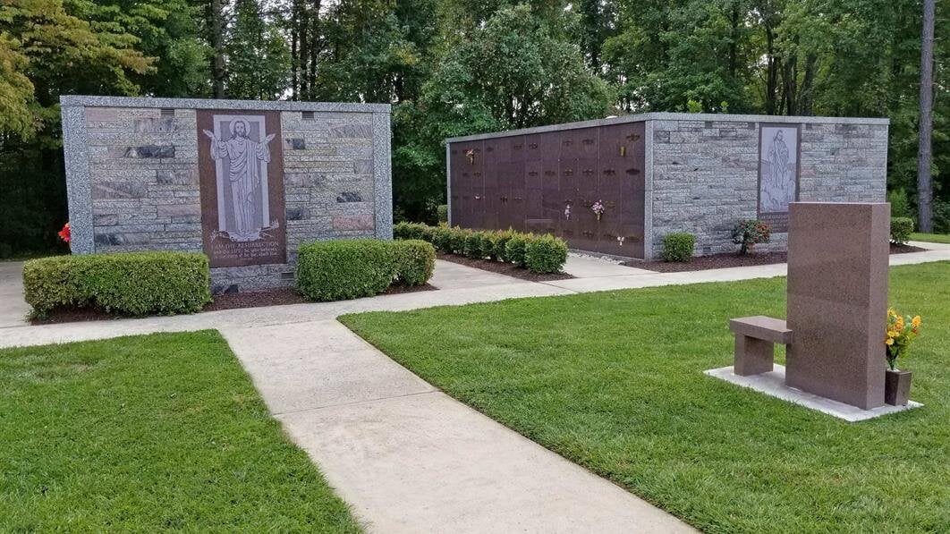 Holly Hill Memorial Park Cemetery