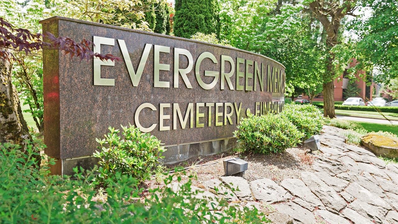 Evergreen Memorial Gardens Cemetery, Funeral Chapel and Crematory