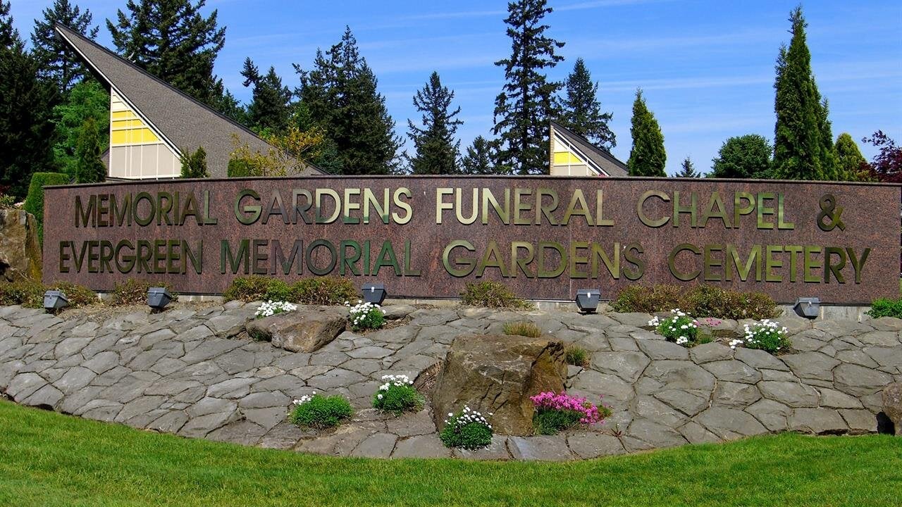 Evergreen Memorial Gardens Cemetery, Funeral Chapel and Crematory