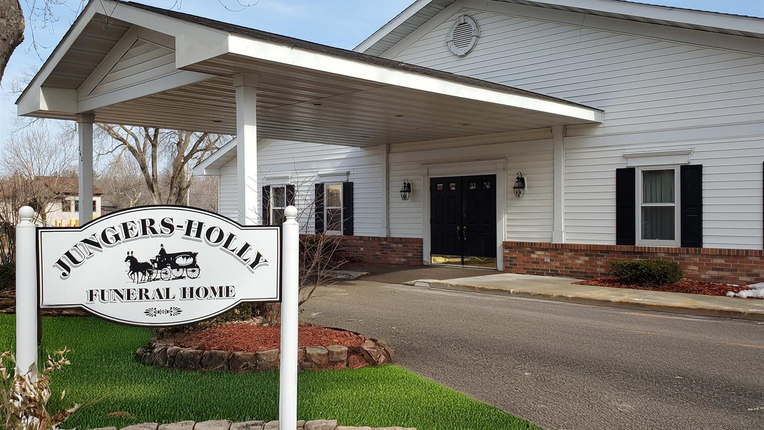 Jungers-Holly Funeral Home (Amherst)