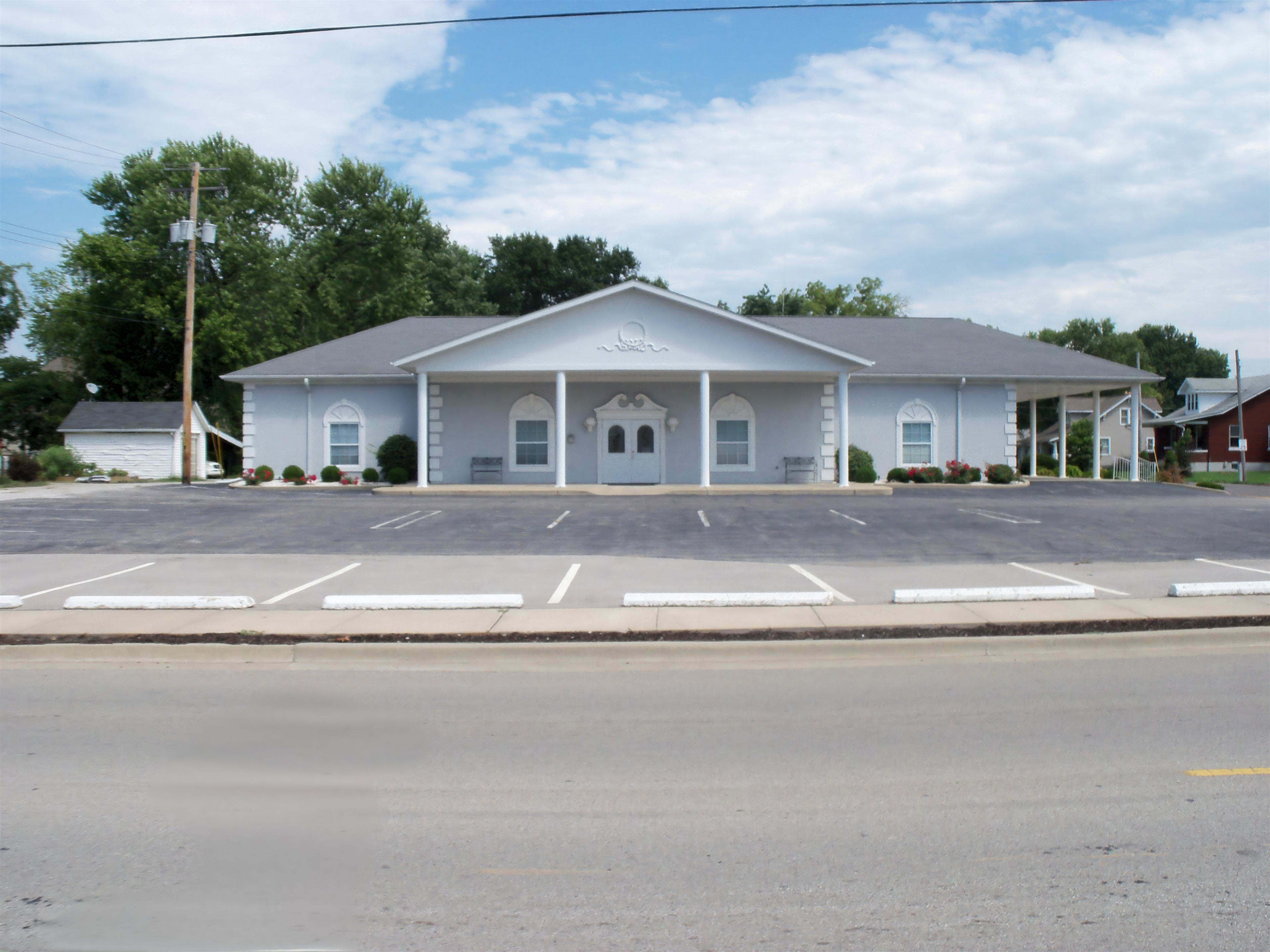 Leesman Funeral Home Millstadt, IL Leesman Funeral Homes Dupo, IL