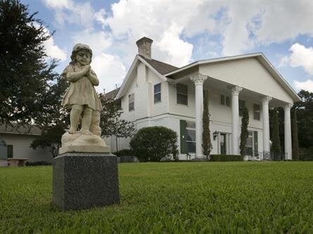 Blessing Funeral Home, Mansfield TX