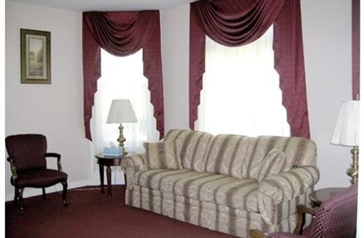 Hennessey Heights Funeral Home & Cremation Service, Hasbrouck Heights NJ