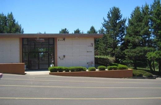 Bateman Funeral Home, Newport OR