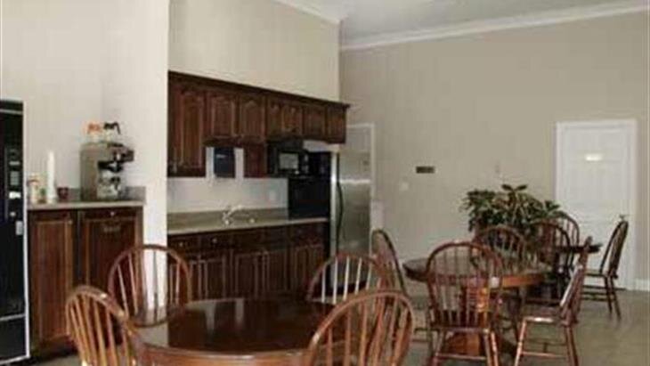 Bennett-May & Pierce Funeral Home and Crematory, Pulaski TN