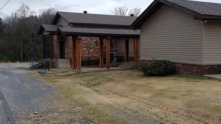 Veal Memorial Funeral Home - Guin, Guin AL