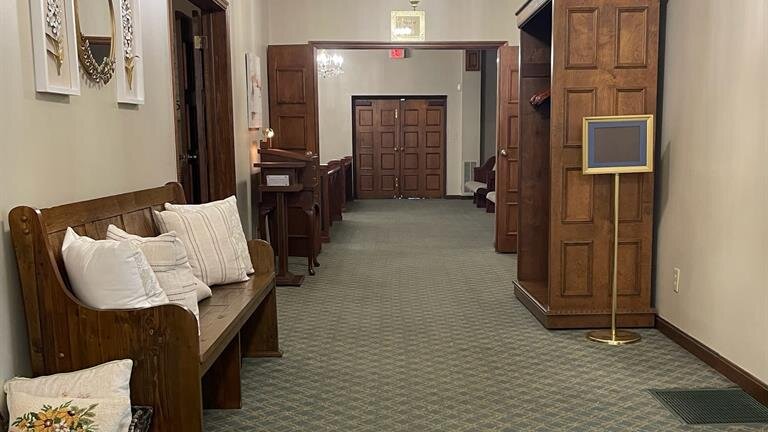 Benton-Glunt & Tapp Funeral Home, Henderson KY