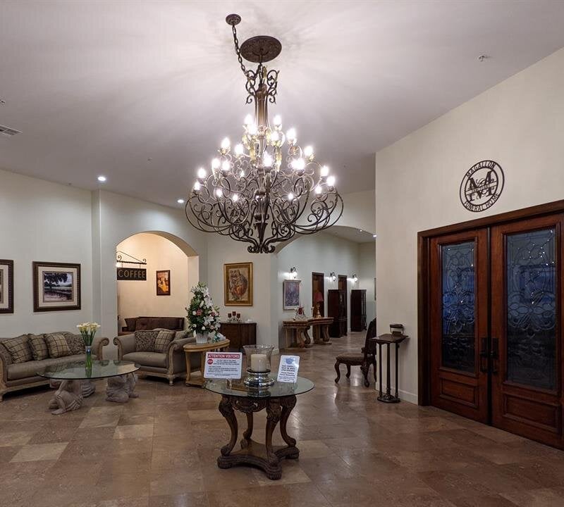 Magallón Funeral Home, Vista CA