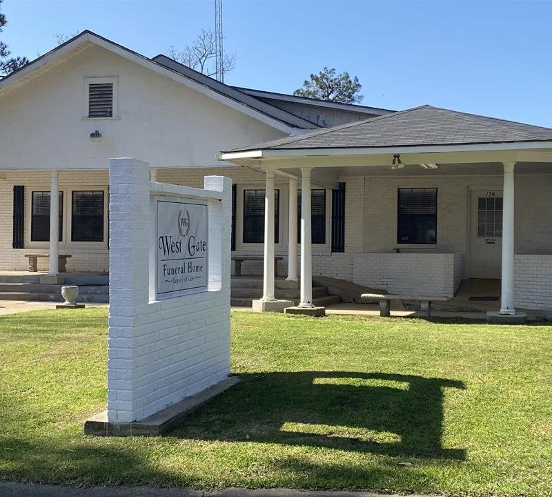 West Gate Funeral Home (Fayette), Fayette MS