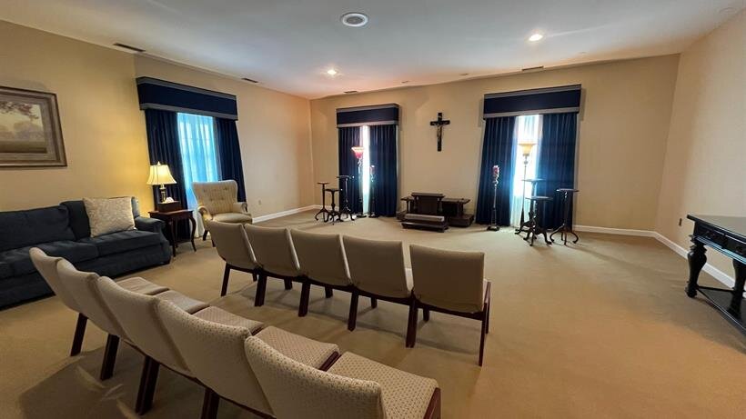 Loudoun Funeral Chapel, Leesburg VA