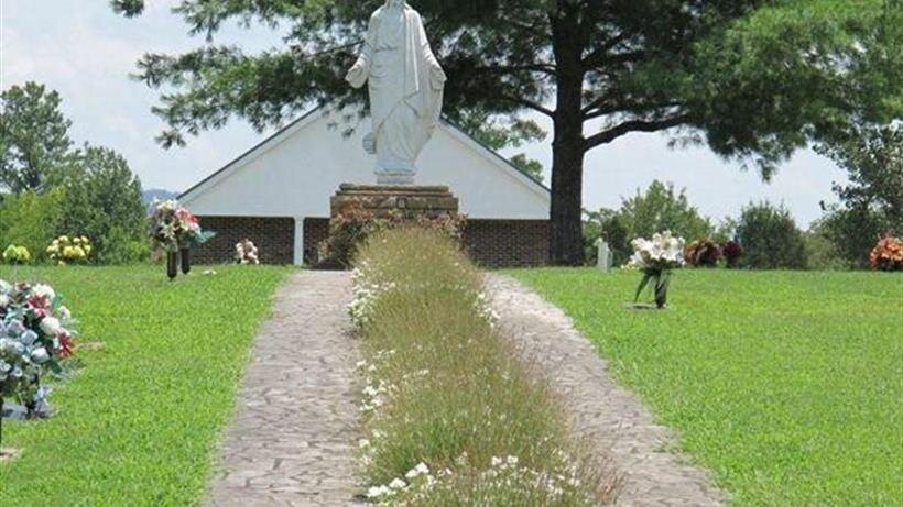 Pinehaven Memorial Gardens, Hollywood AL