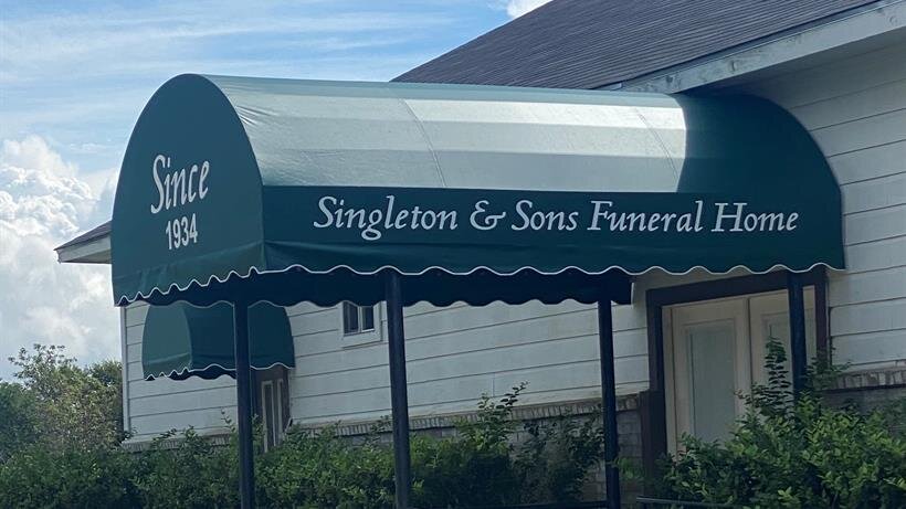 Singleton & Sons Funeral Home, Hempstead TX