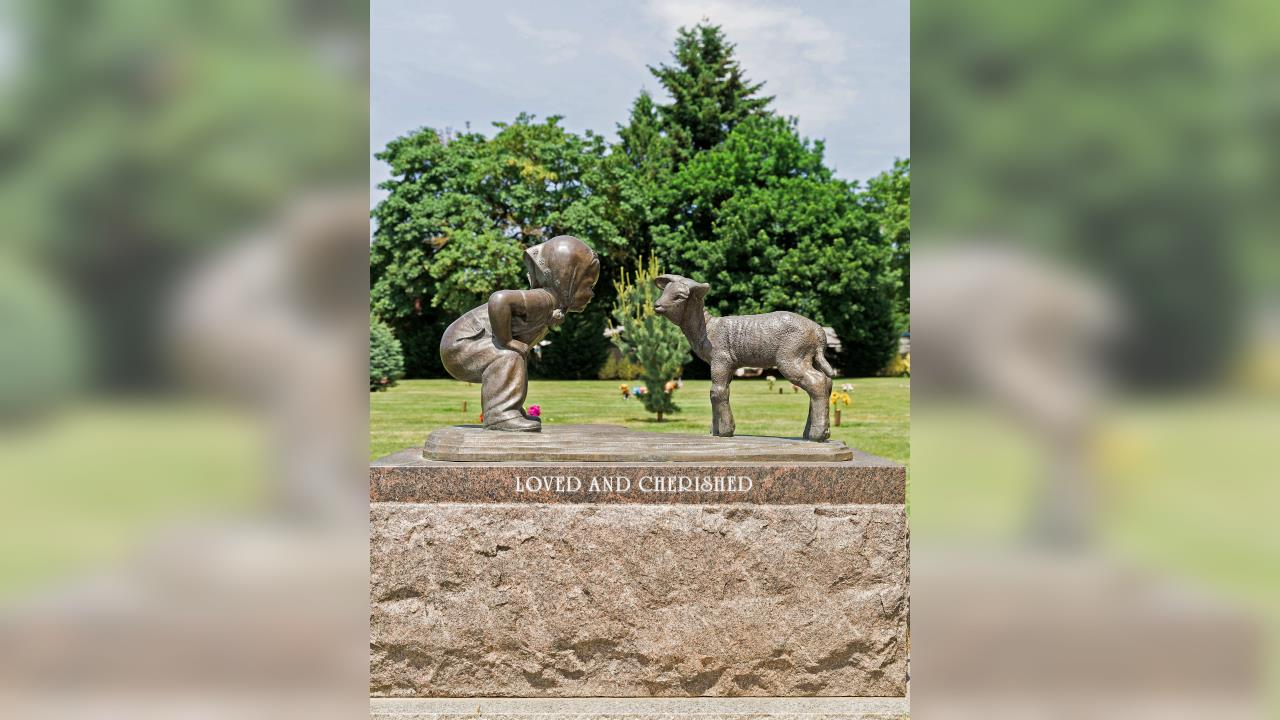 Evergreen Memorial Gardens Cemetery, Funeral Chapel and Crematory