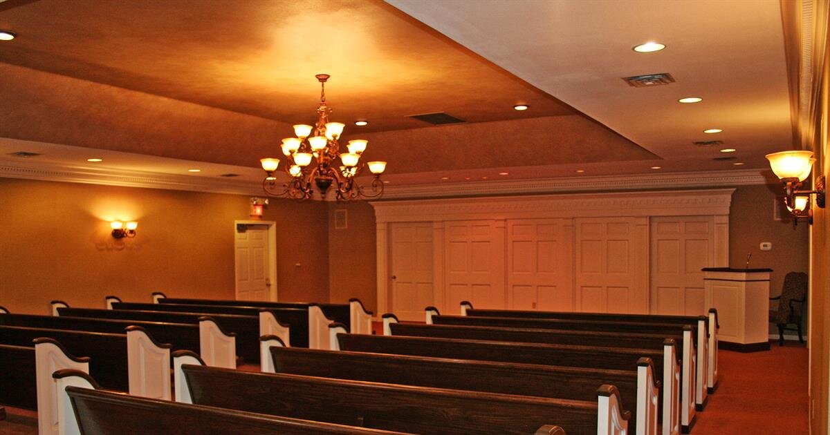 Tour our Facilities Daley Murphy Wisch & Associates Funeral Home and