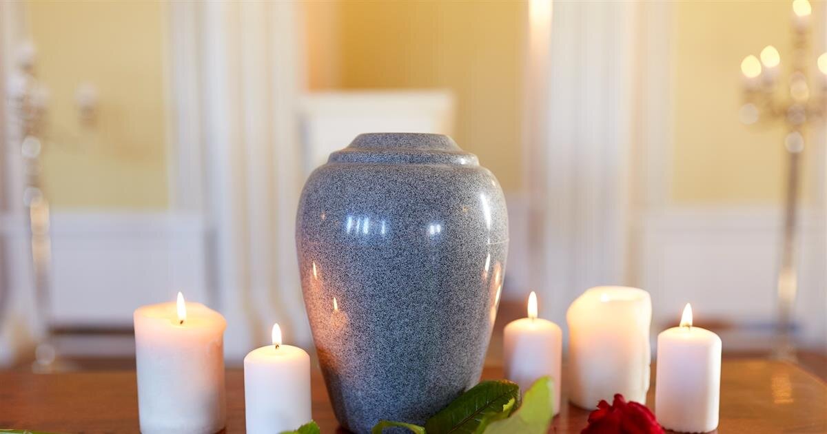 Urns and Keepsakes | Raymond Funeral Service PA - La Plata, MD