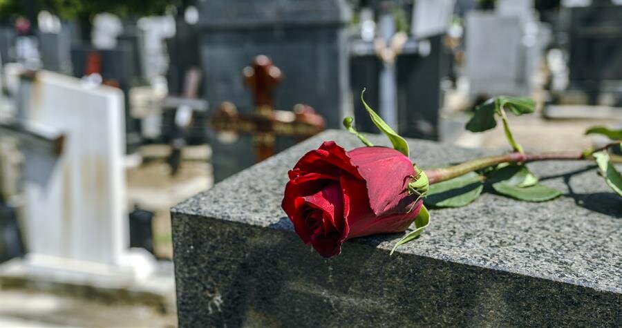 Elgin & South Elgin Family Monuments and Granite Headstones