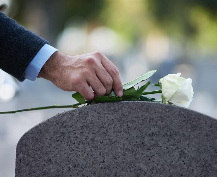 Overview sliding image background