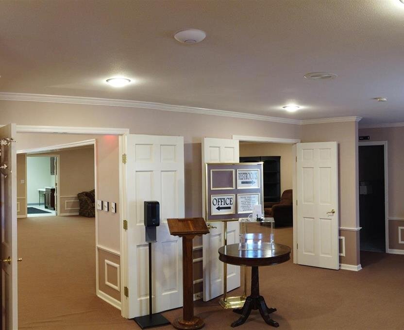 Jungers-Holly Funeral Home (Amherst) sliding image background