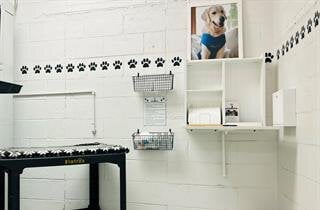 New 24/7 Family Pet Drop-off Room!