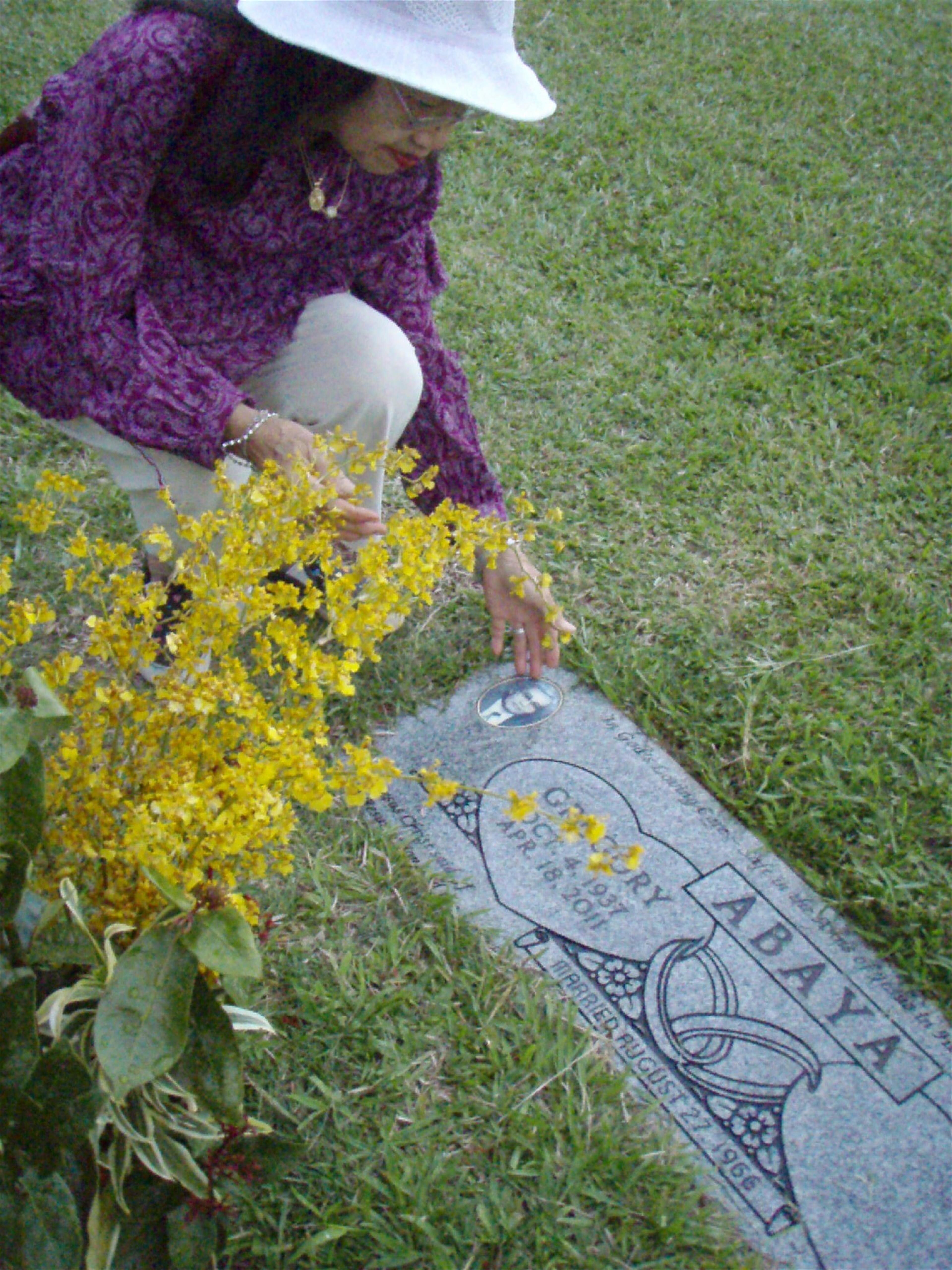 Family Of The Late Mr. & Mrs. Abaya