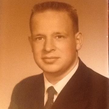 A man in a suit and tie