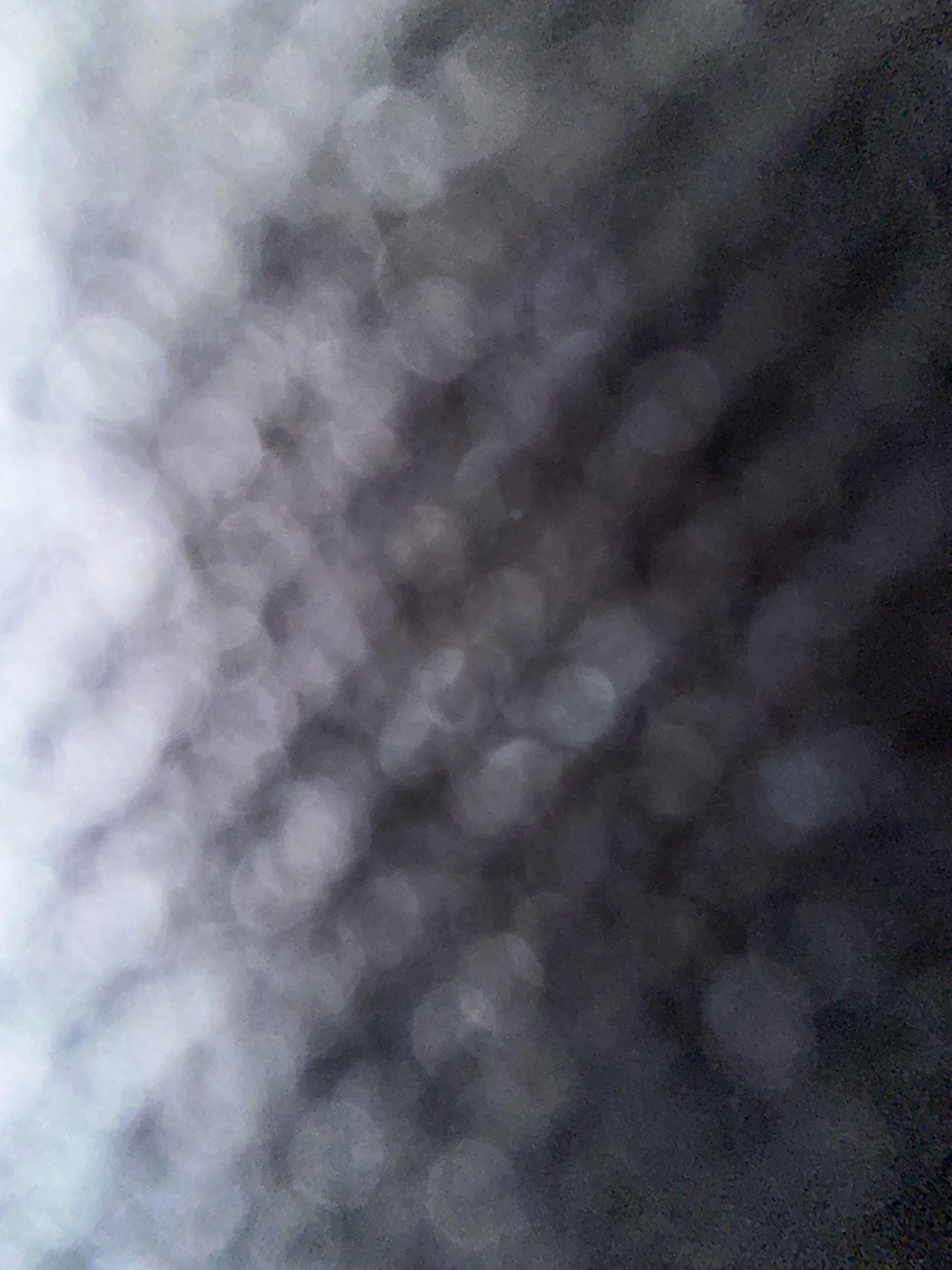 A blurry black and white background