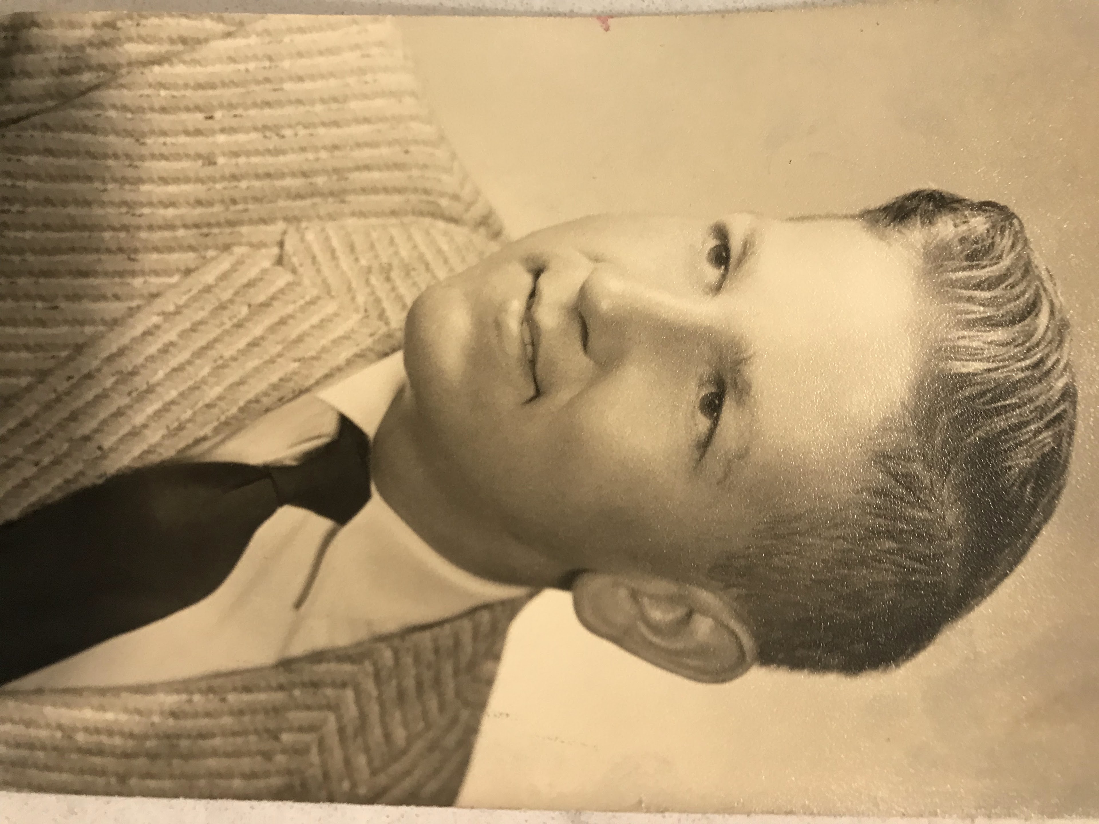 A man in a suit and tie