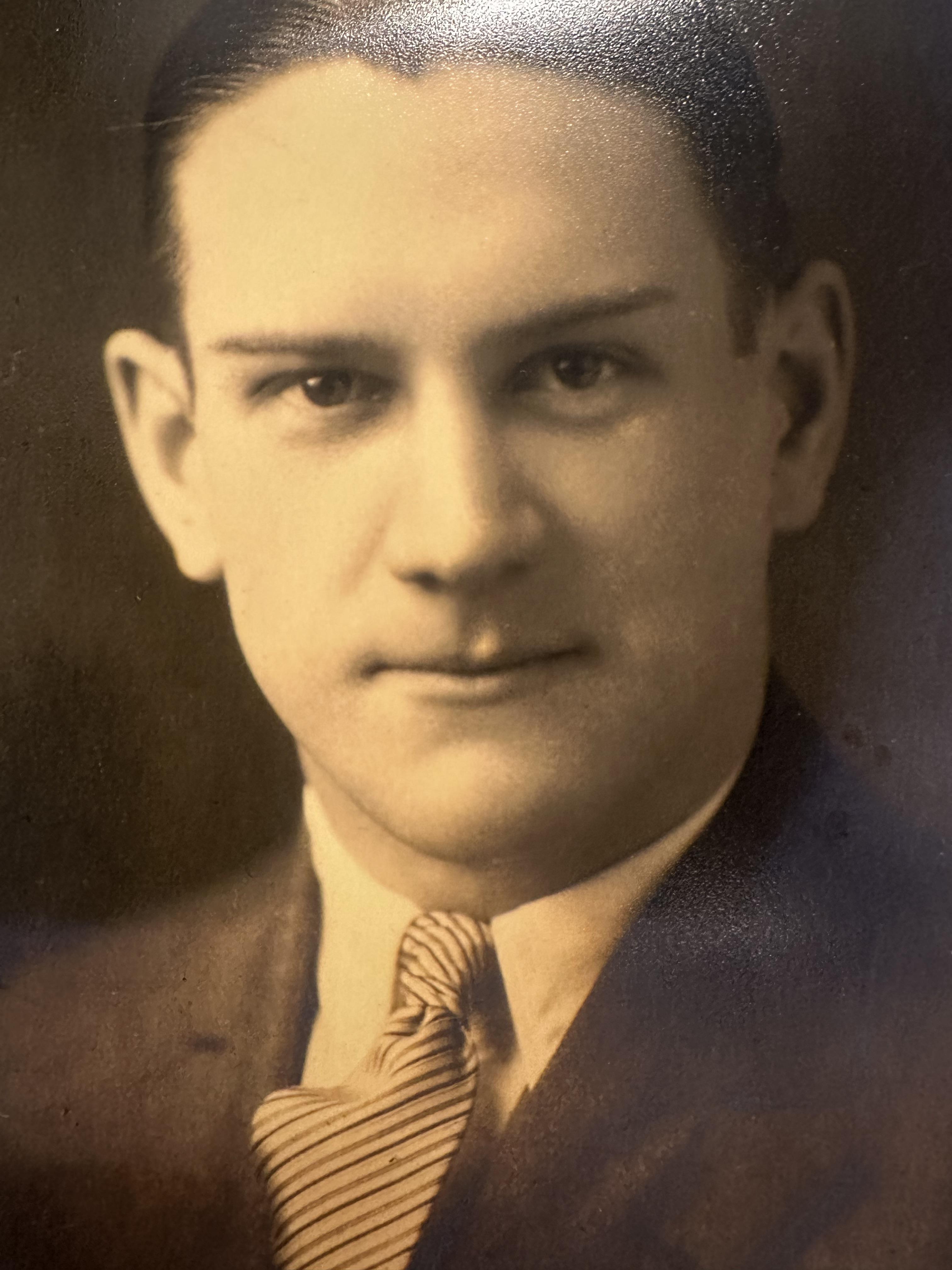 A man in a suit and tie