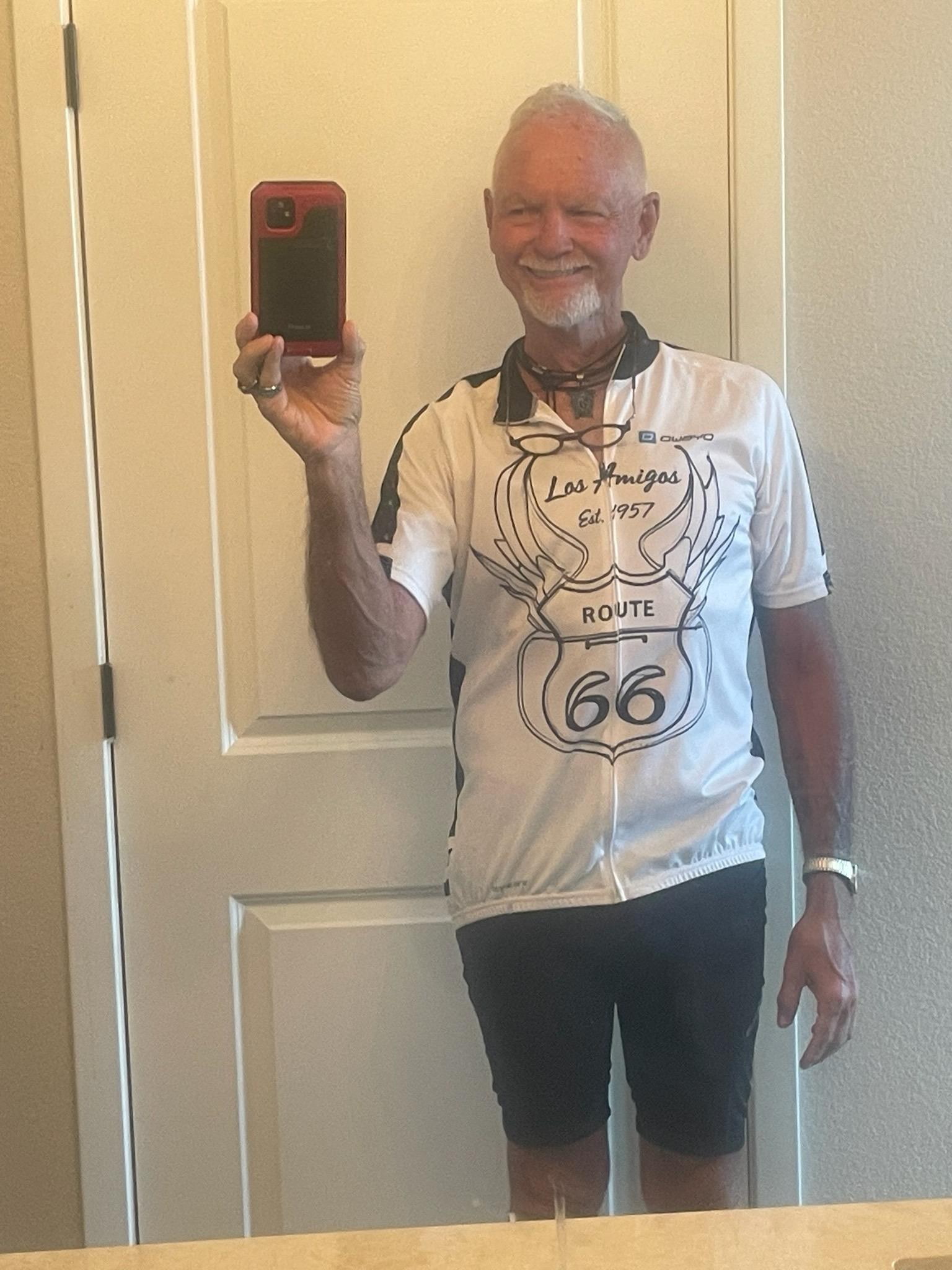A man holding a cell phone
