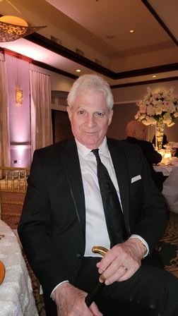 A man in a suit and tie