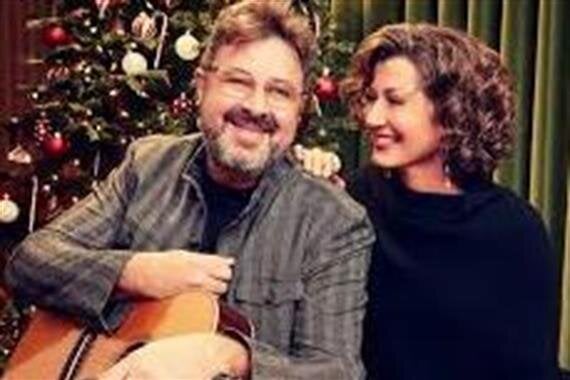 Amy & Vince Christmas at the Ryman