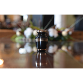 Black and Gold stripped Keepsake Urn~ Black and Gold stripped Keepsake Urn~