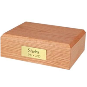 Traditional Urn - Oak Traditional Urn - Oak