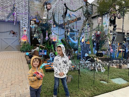 halloween at Chris and Cher's home??????