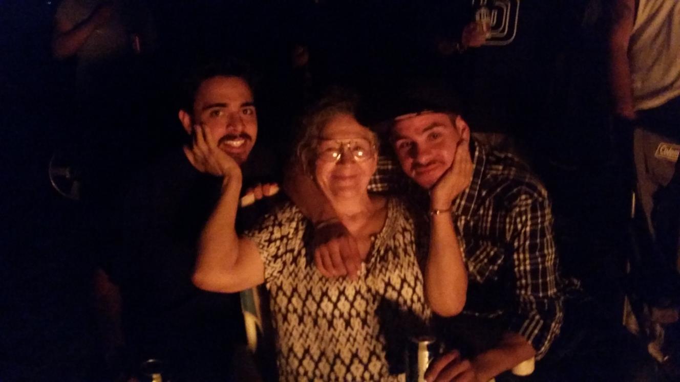 Keep smiling mama ??