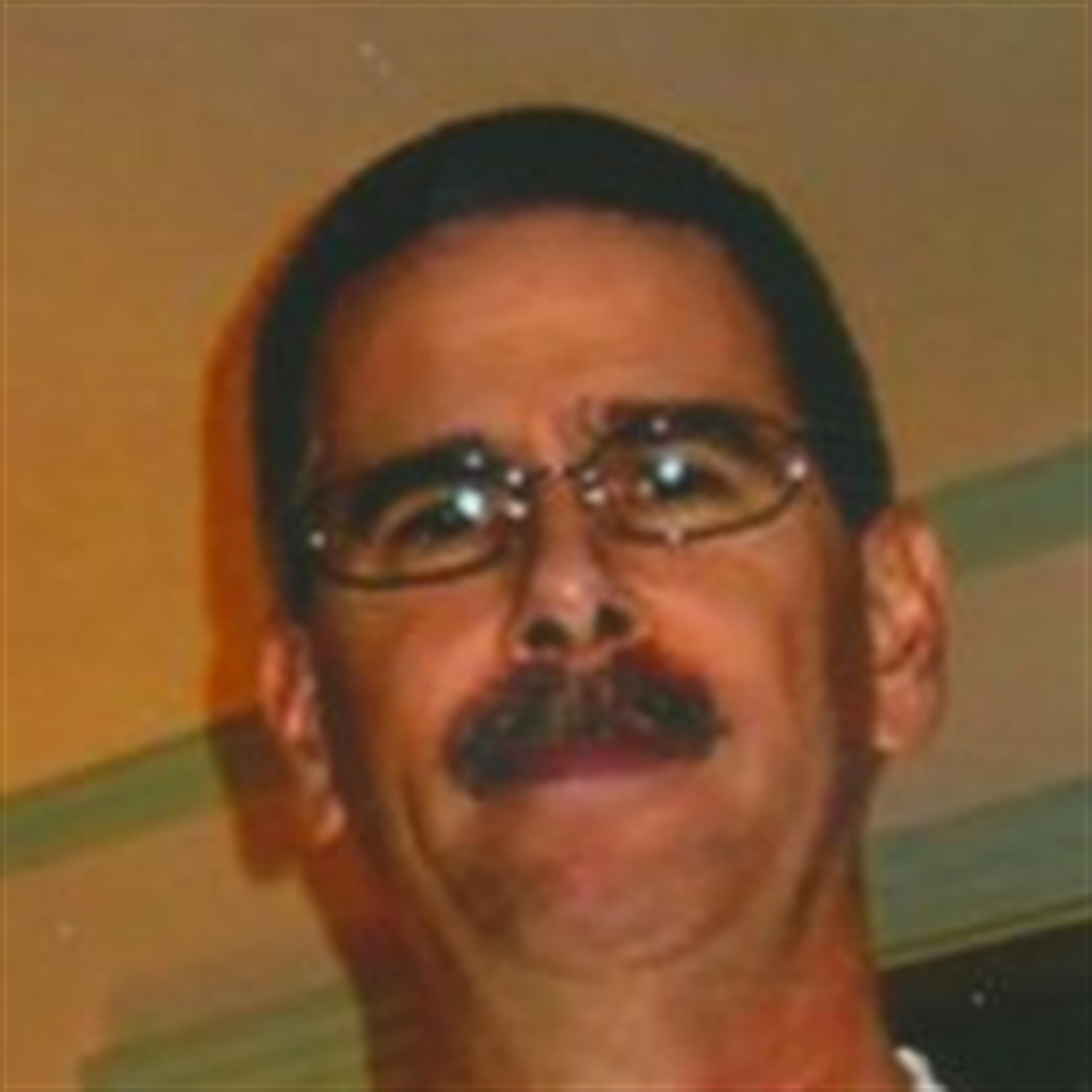 Mr. Scott Charles Bayer