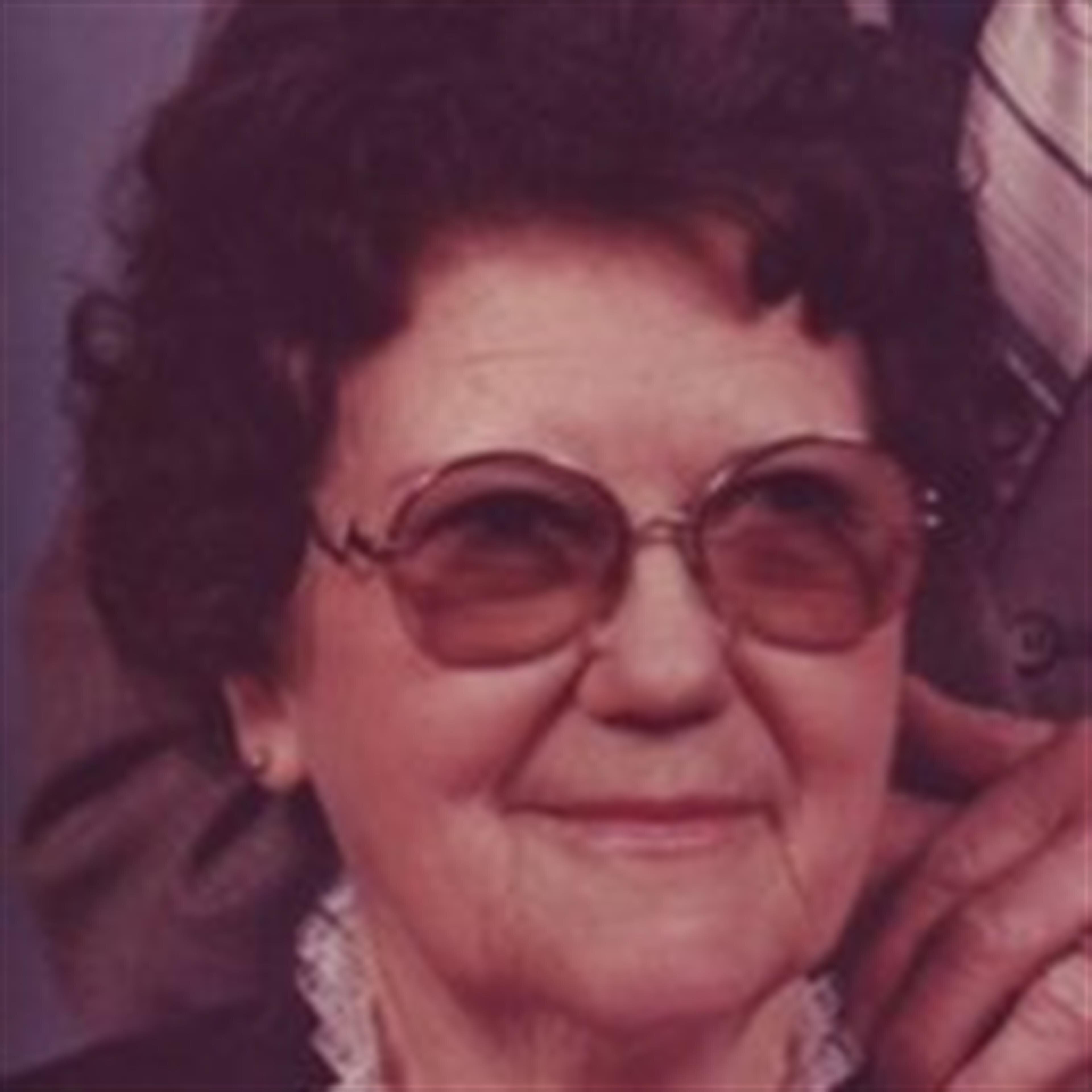 Winifred "Winnie" Bradshaw (Lebanon)