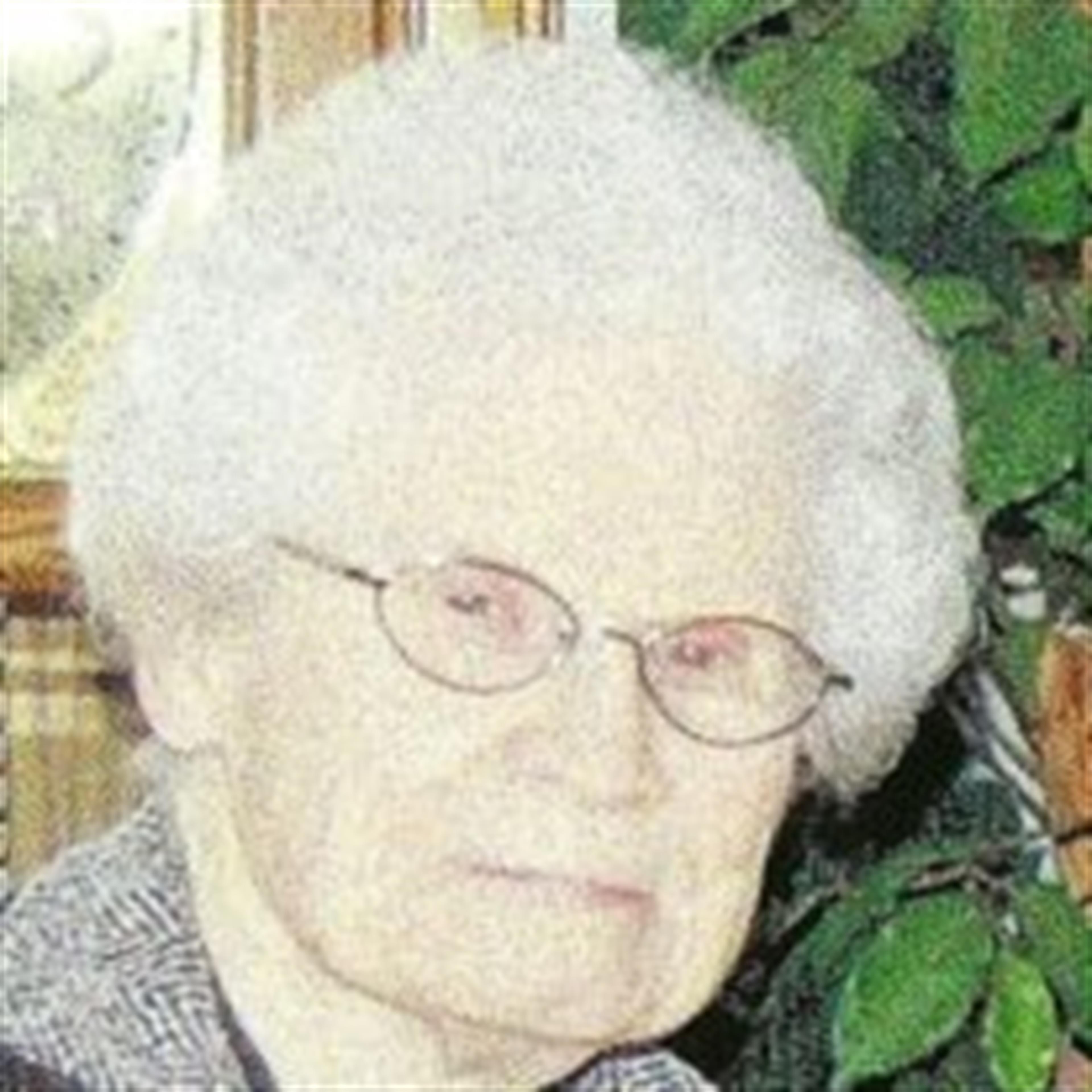 Mrs Margaret J Hetherington