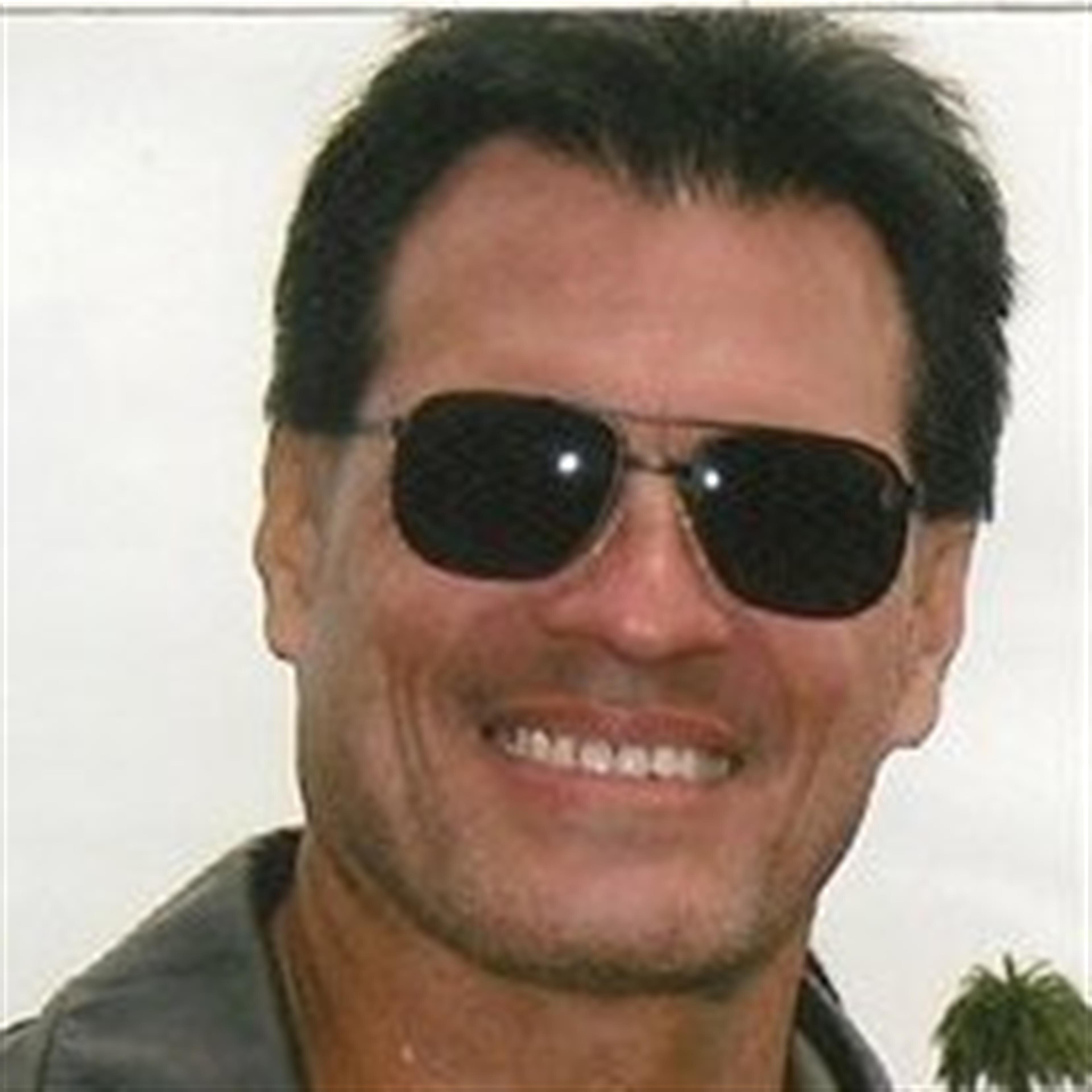 Derrick  Lionel  Martin 