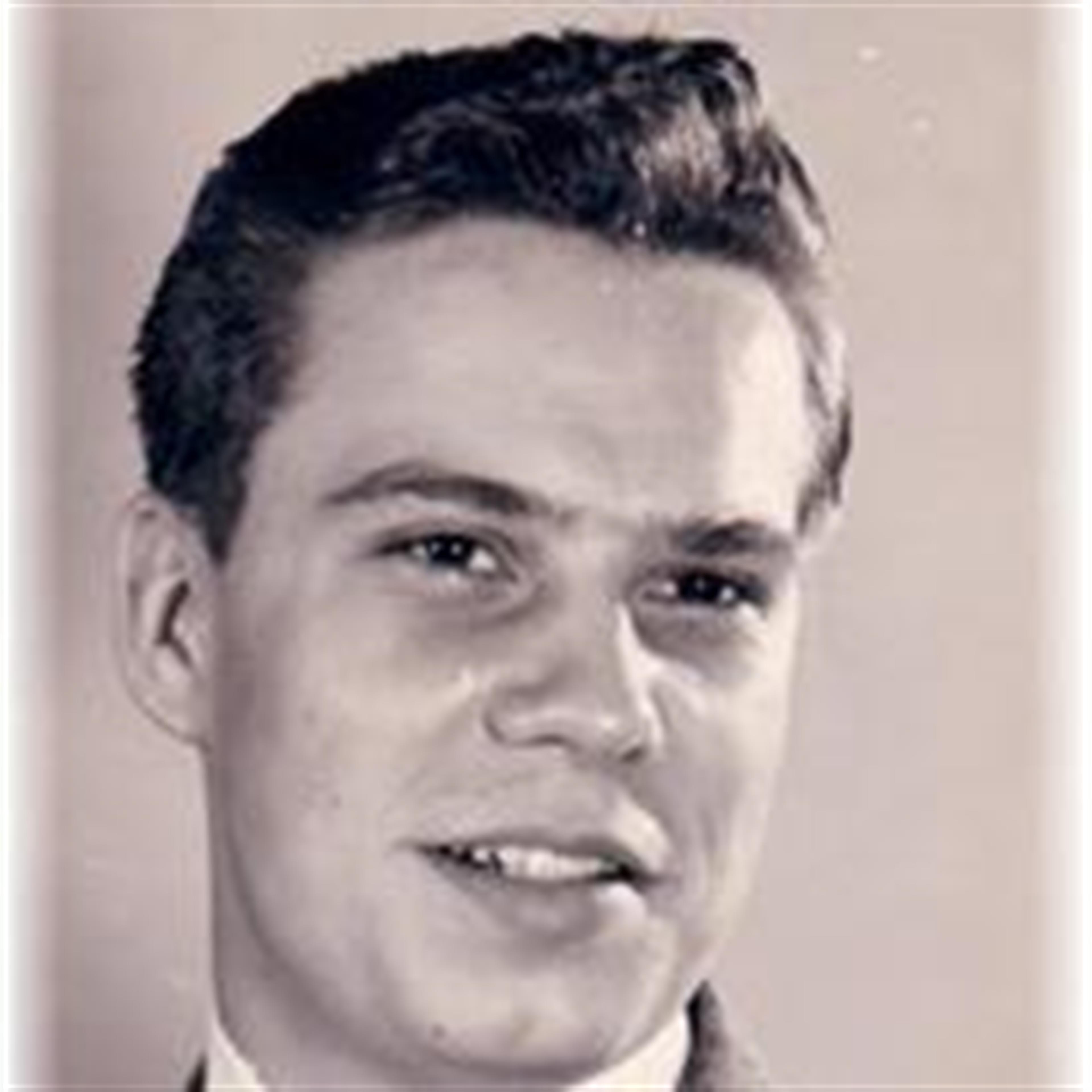 Robert Milton Plaschke's obituary picture