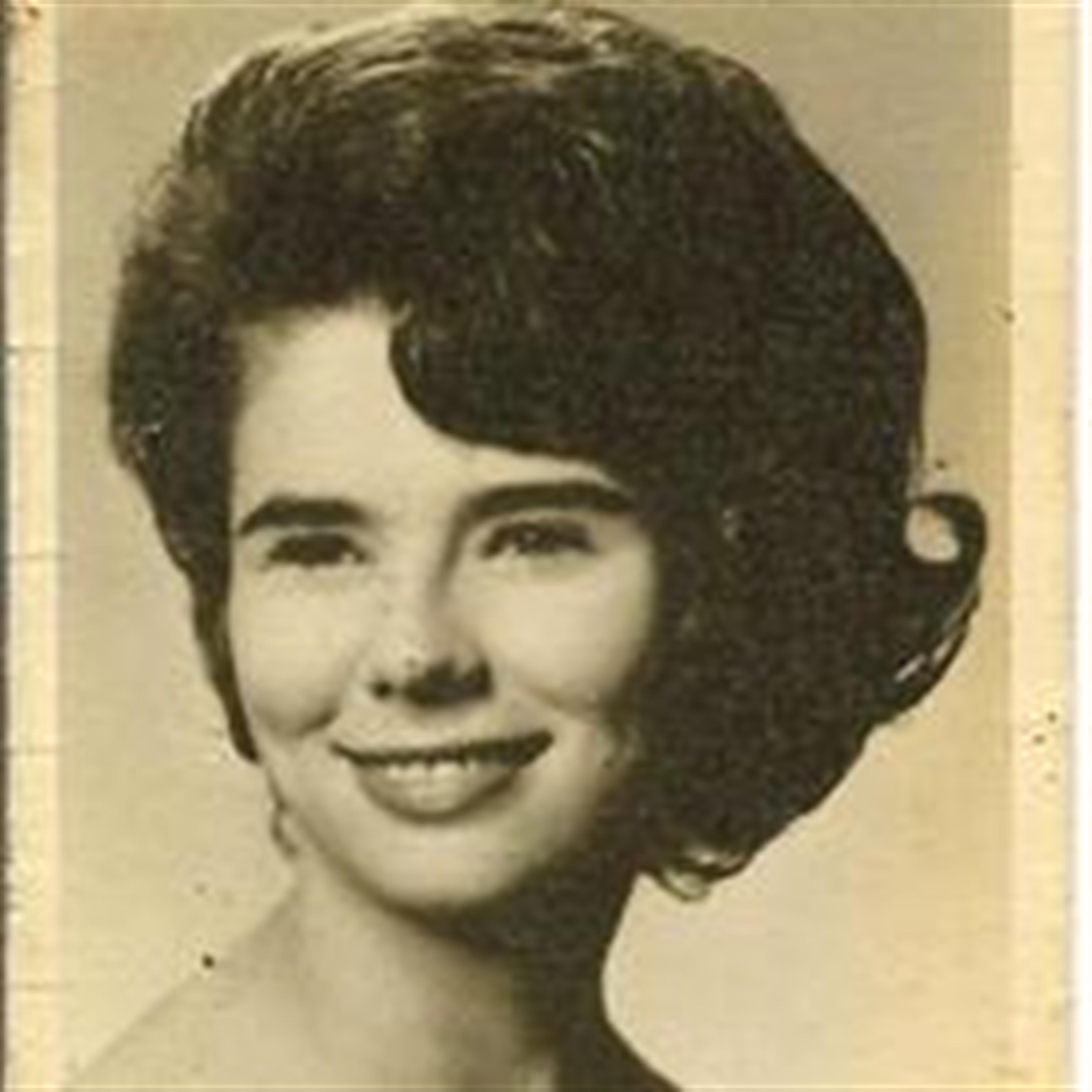 Charlotte Edwards' obituary picture