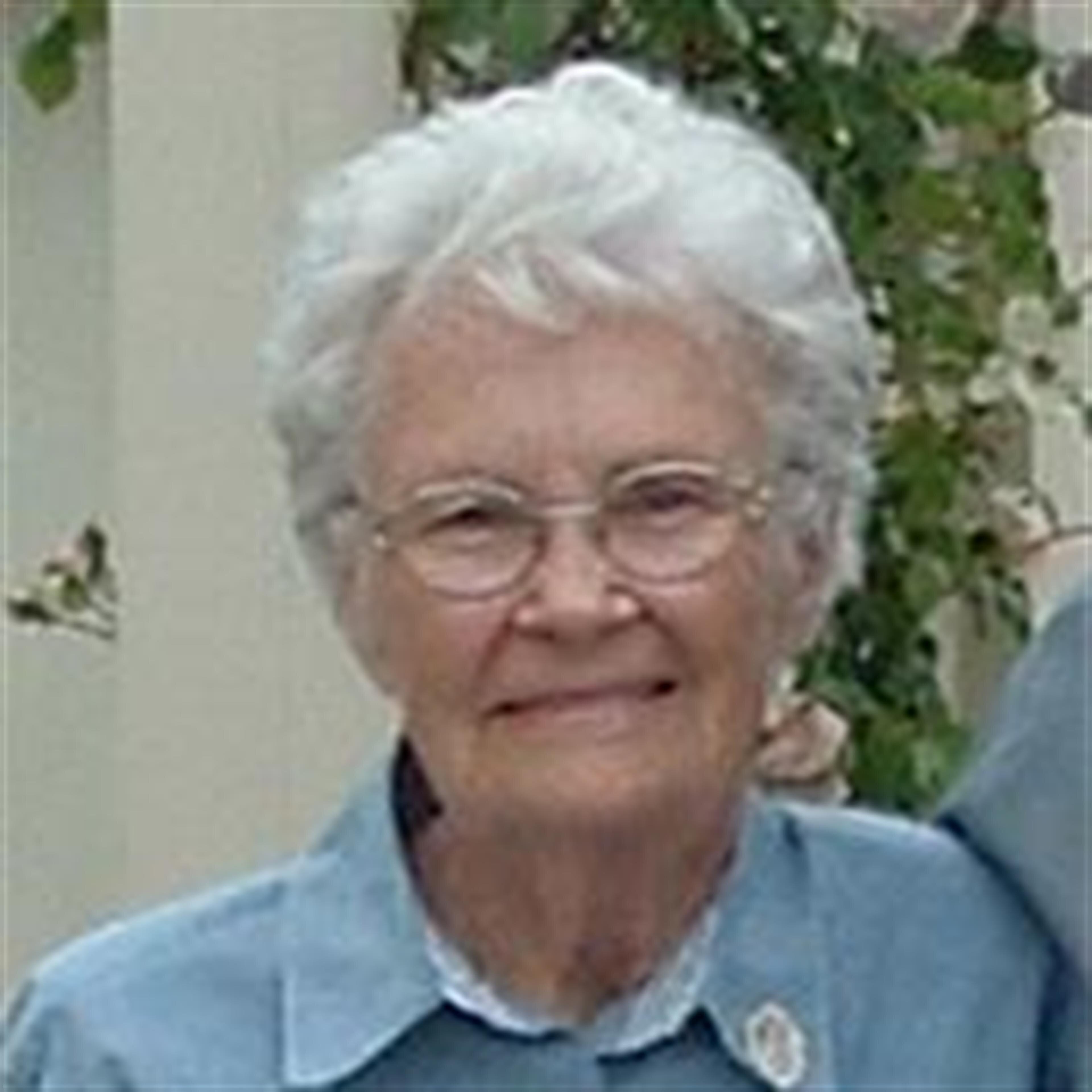 Nadine Viola McCasland